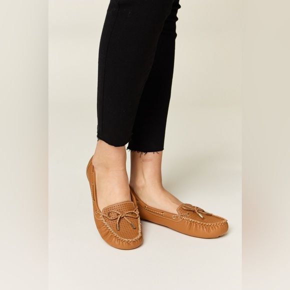 Forever Link Bow Decor Flat Loafers - Picture 4 of 6